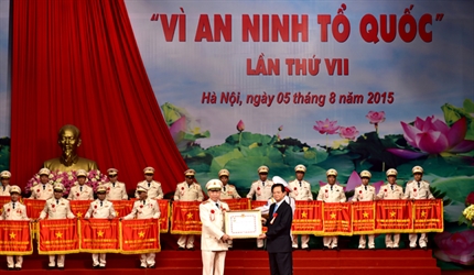 Thủ tướng: Đẩy mạnh phong trào thi đua vì an ninh tổ quốc....